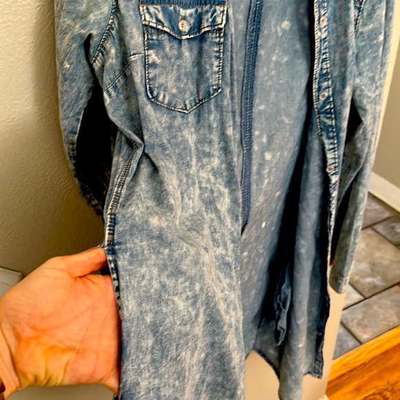 Thin jean shacket - Picture 4 of 4